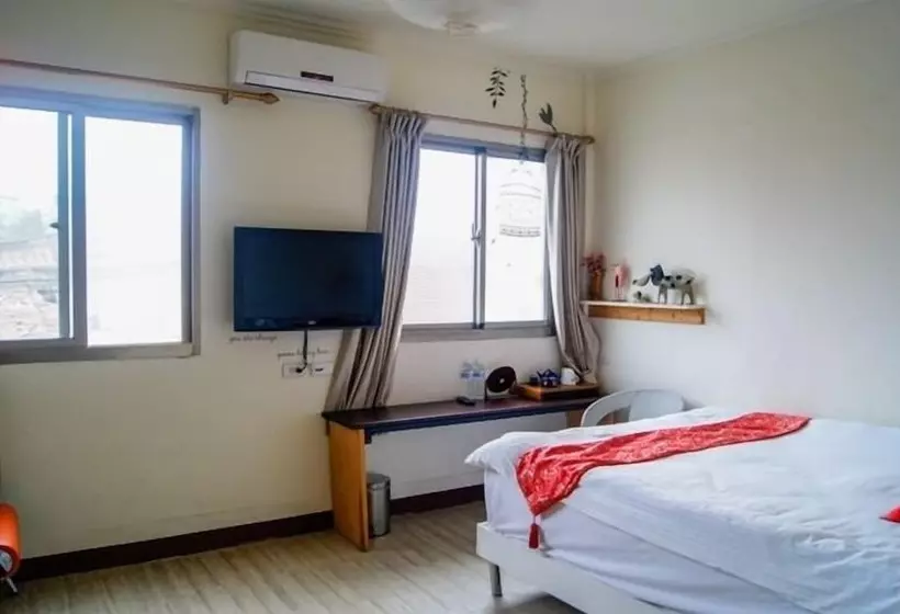 هتل Ding Ding B & B