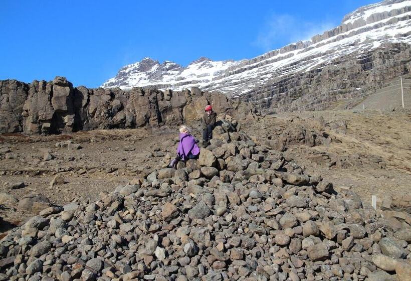 هتل Framtid Hostel