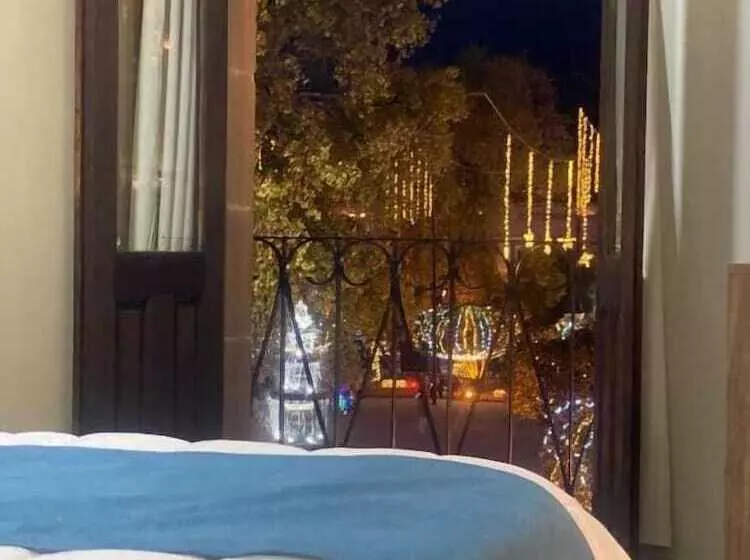 هتل La Casona Real
