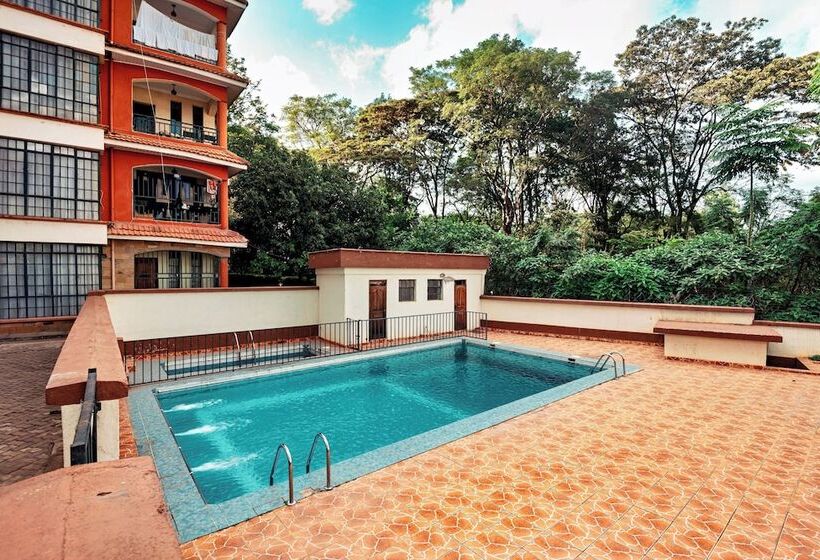 هتل Mani S Home Away From Home