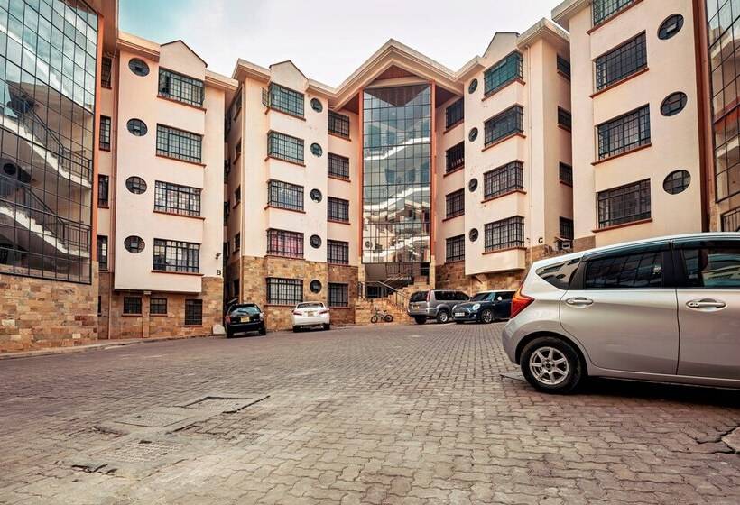 هتل Mani S Home Away From Home