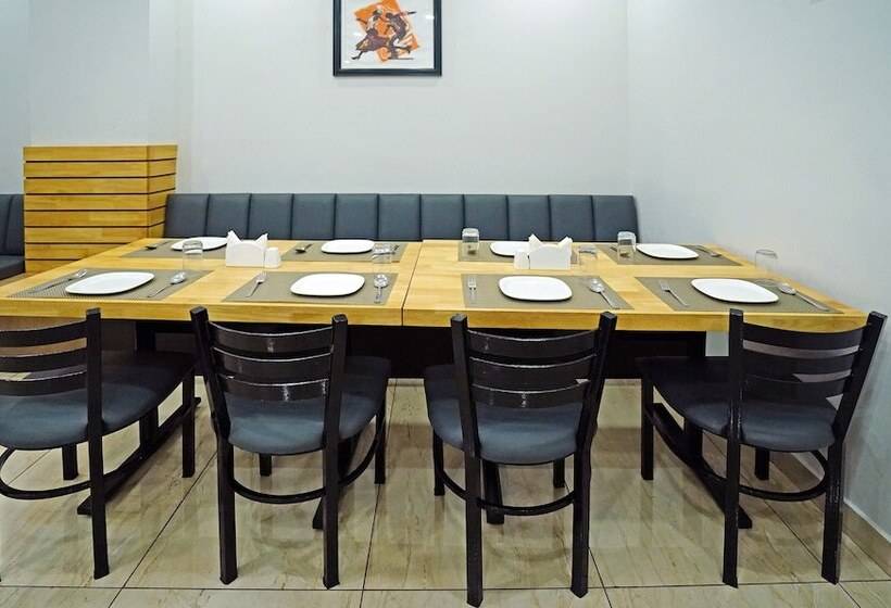 Hotelli Treebo Lazystay Grand Patia