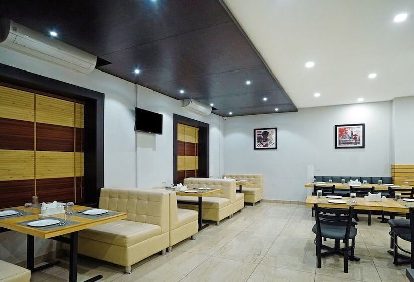 Hotelli Treebo Lazystay Grand Patia