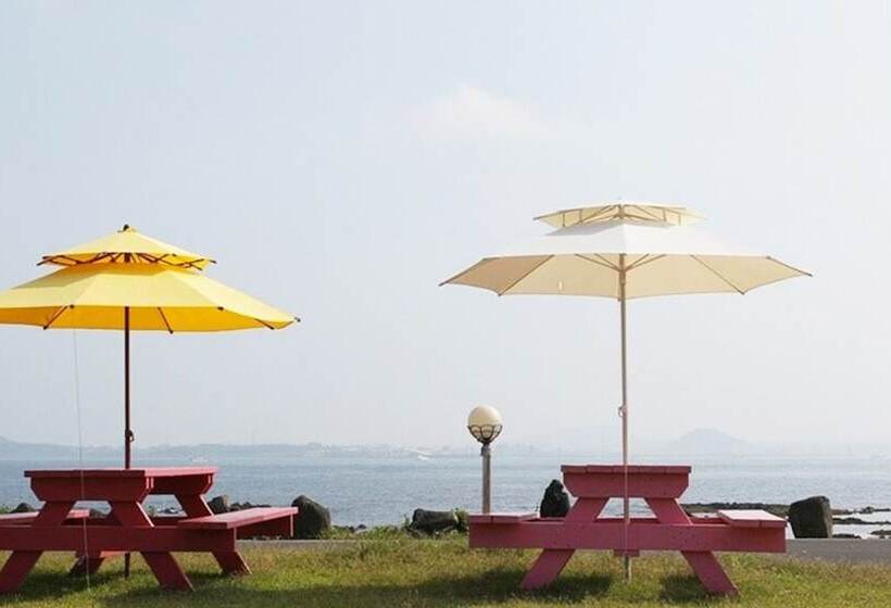 Jeju Poyoyo Pension And Guest House