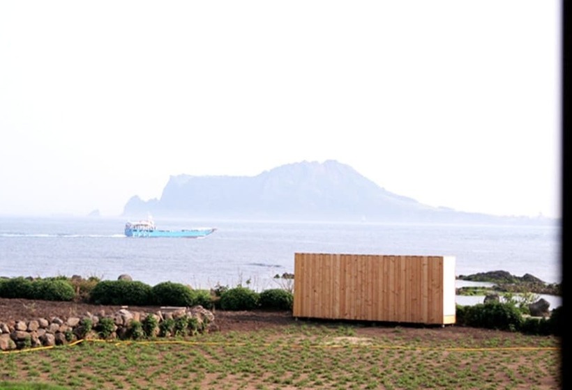 Jeju Poyoyo Pension And Guest House