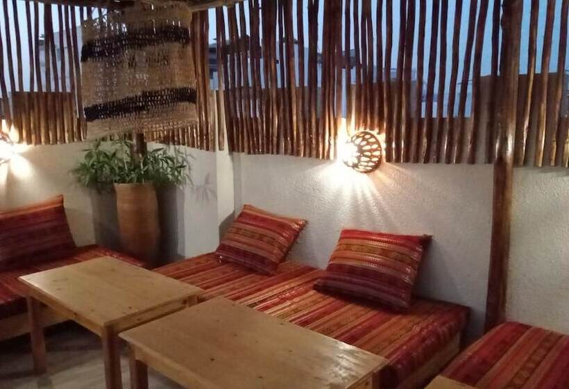 Пансион Riad Le Khan Mogador