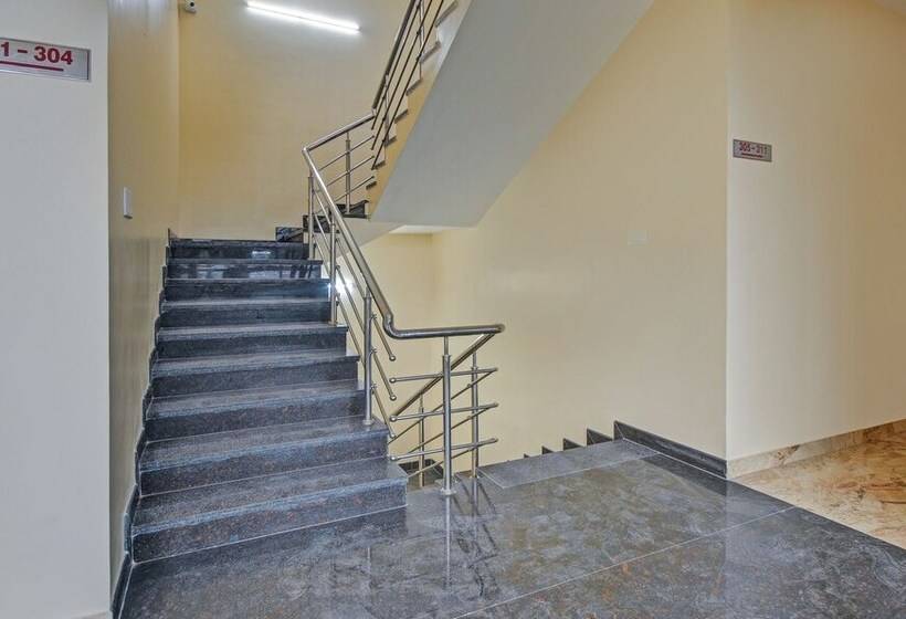 פנסיון Treebo Everest Residency Tidel Park