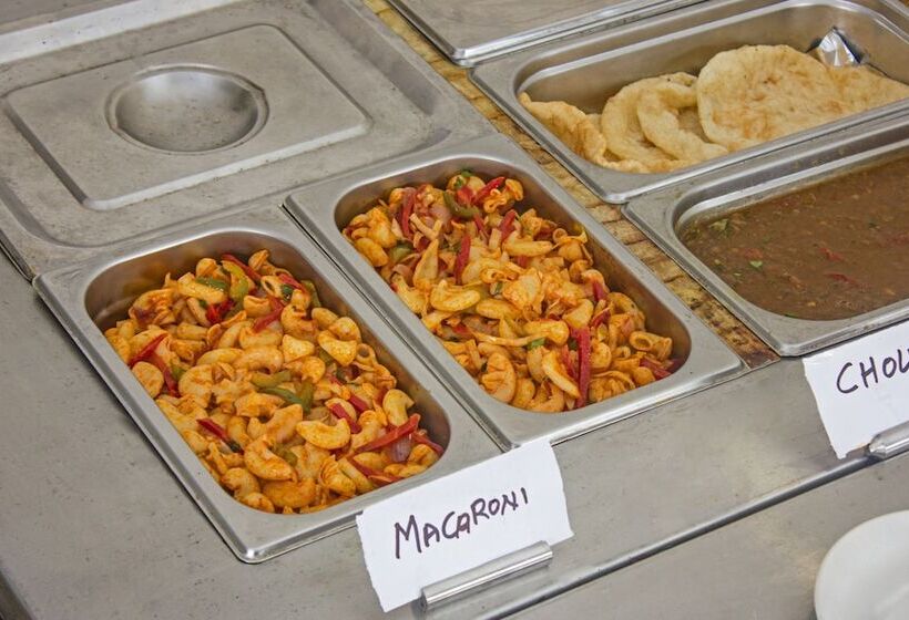 פנסיון Treebo Everest Residency Tidel Park