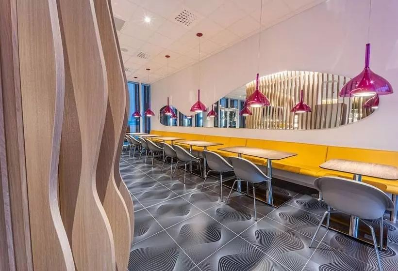 هتل Prize by Radisson, Antwerp City
