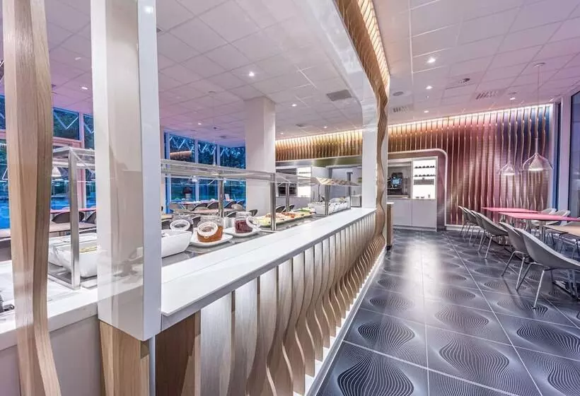 هتل Prize by Radisson, Antwerp City