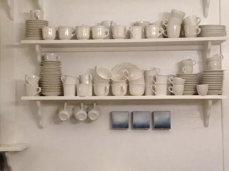 Hotelli Church Des Artistes Guest House