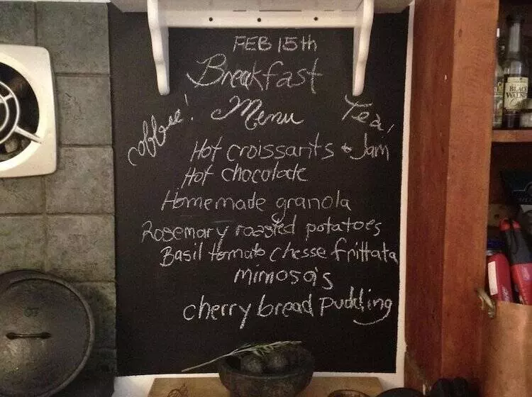 Hotelli Church Des Artistes Guest House