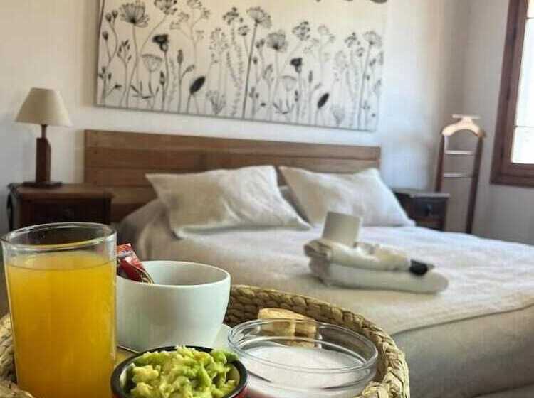 هتل Conchita Flores B&b