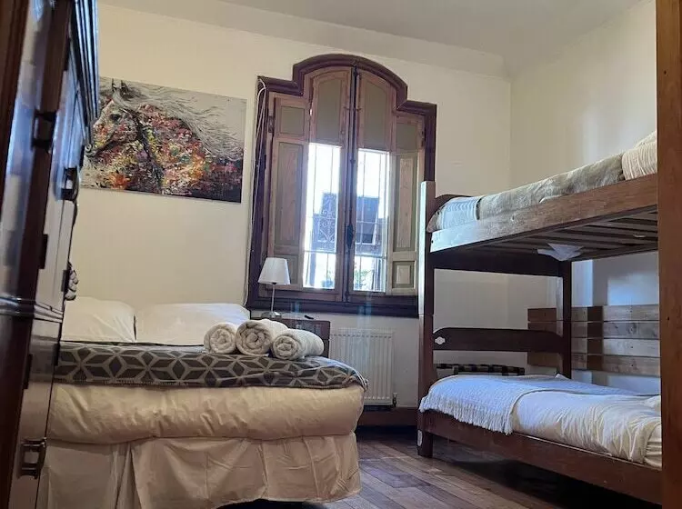 Hotelli Conchita Flores B&b