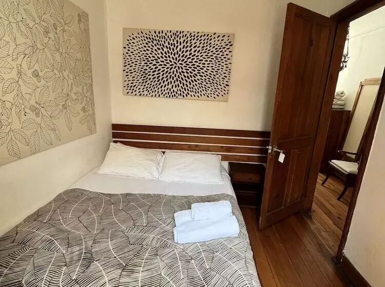 Hotelli Conchita Flores B&b