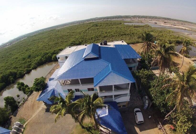 هتل Marina Del Mar