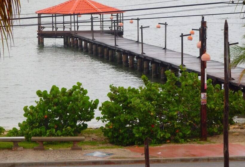 هتل Marina Del Mar