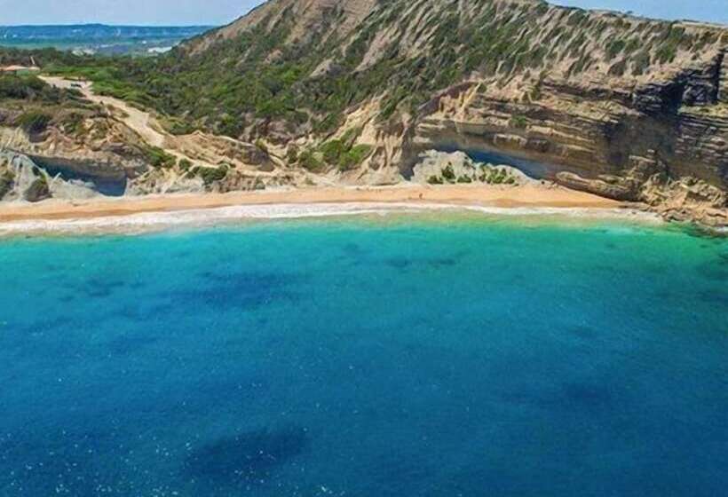 هتل Marina Del Mar