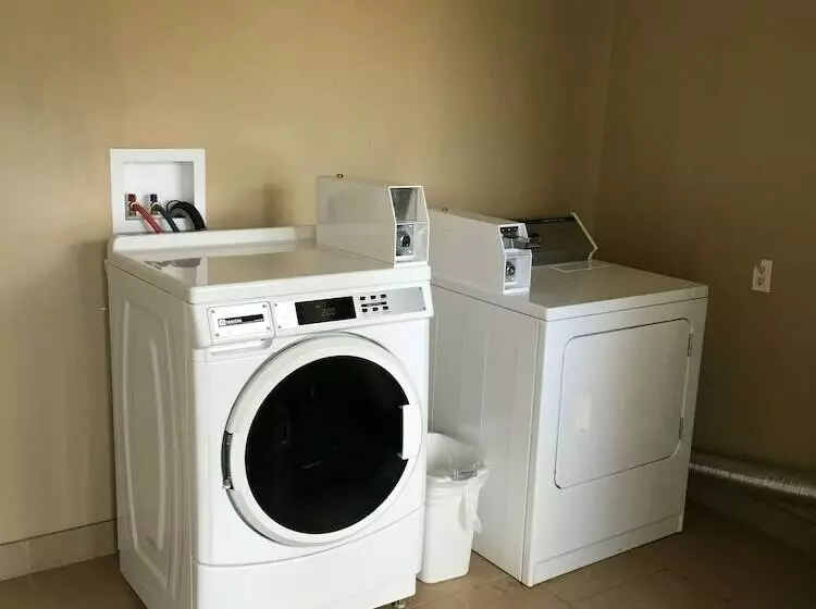 University Lodge Motel