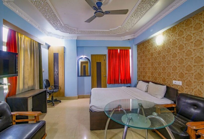 هتل Fabexpress Superior Nesh Inn