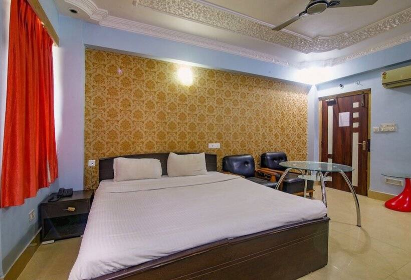 هتل Fabexpress Superior Nesh Inn