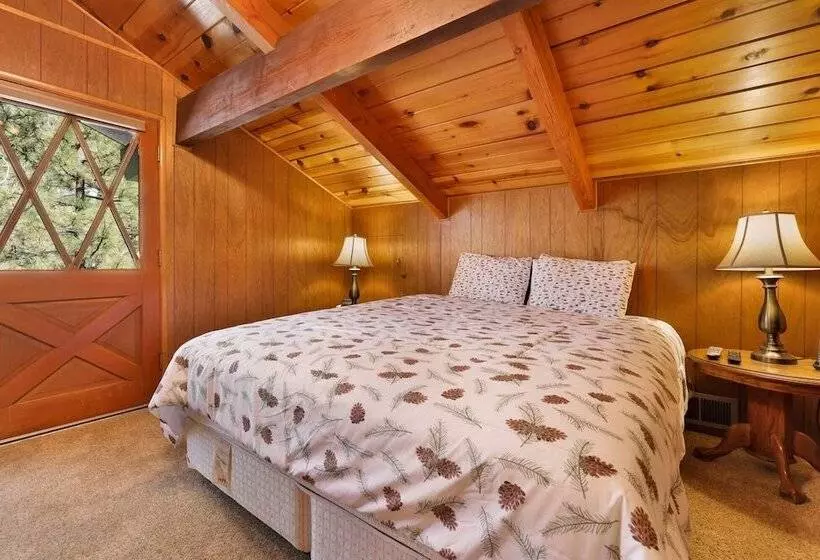 Hotelli Moose Creek Chalet #1237