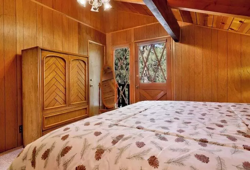 Hotelli Moose Creek Chalet #1237