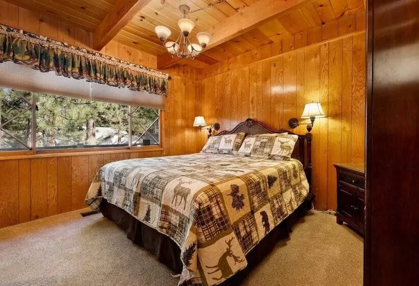 Hotelli Moose Creek Chalet #1237