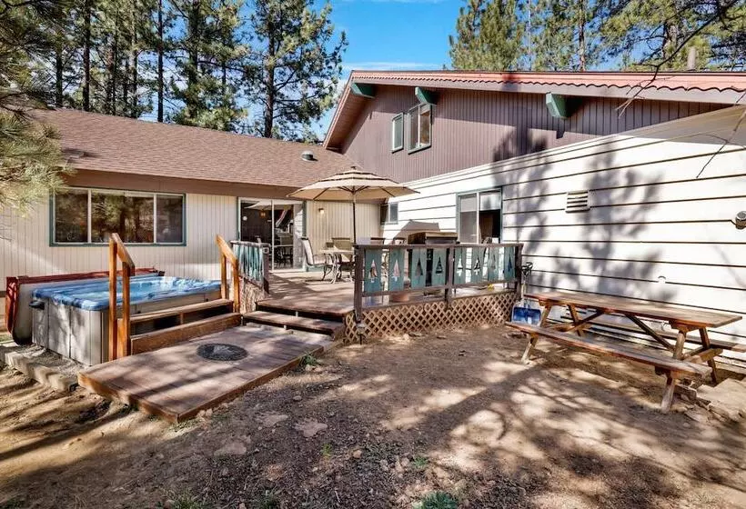 Hotelli Moose Creek Chalet #1237