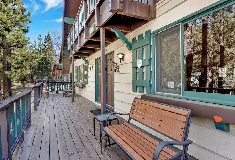 Hotelli Moose Creek Chalet #1237