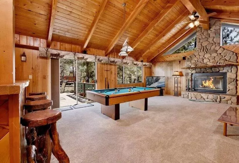 Hotelli Moose Creek Chalet #1237