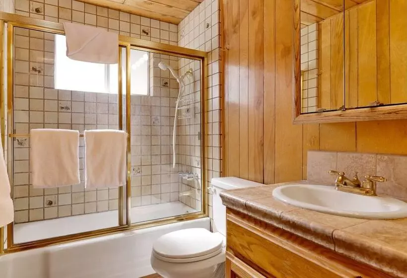Hotelli Moose Creek Chalet #1237