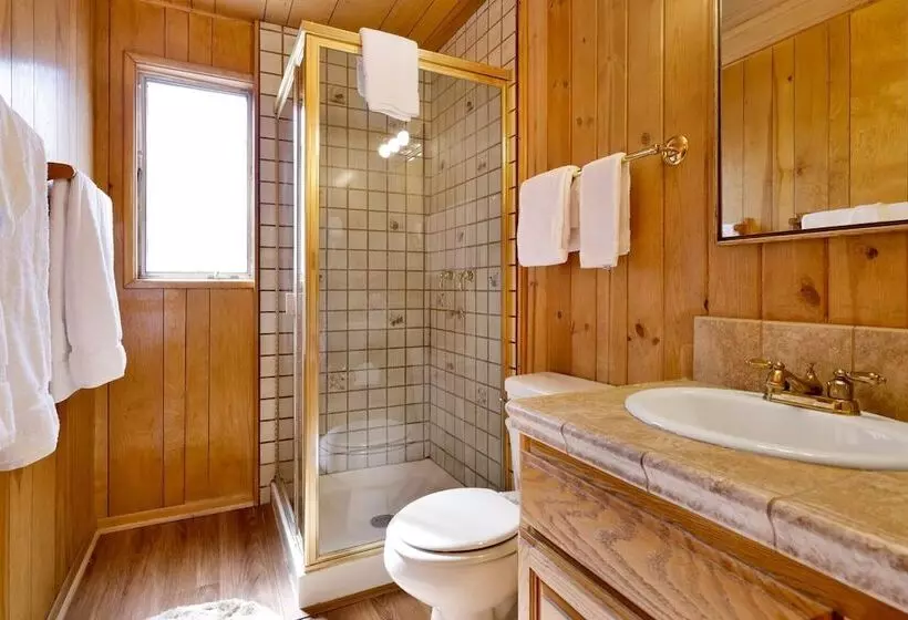 Hotelli Moose Creek Chalet #1237