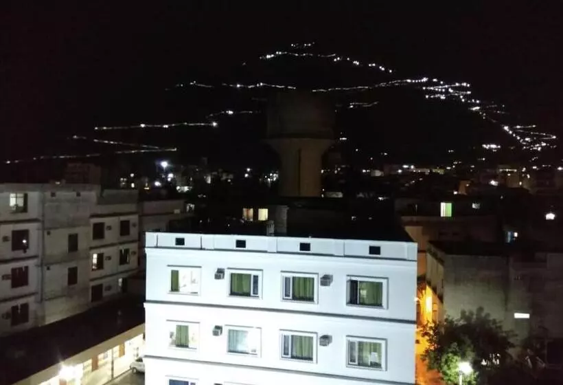 ホテル Today, Katra