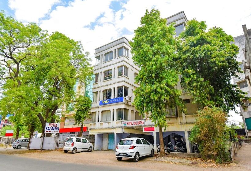 Fabhotel Raj Ratna   Nr Ashram Road