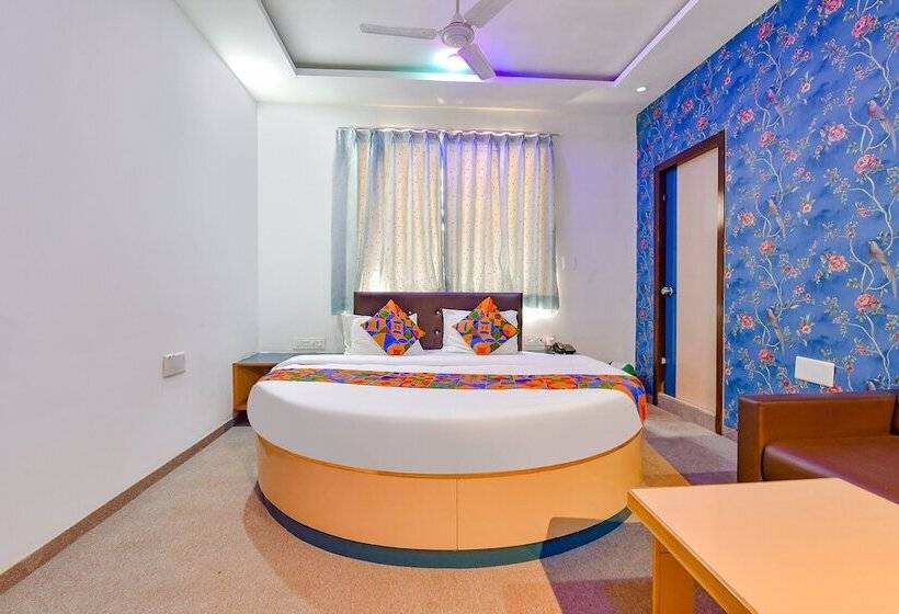 Fabhotel Raj Ratna   Nr Ashram Road