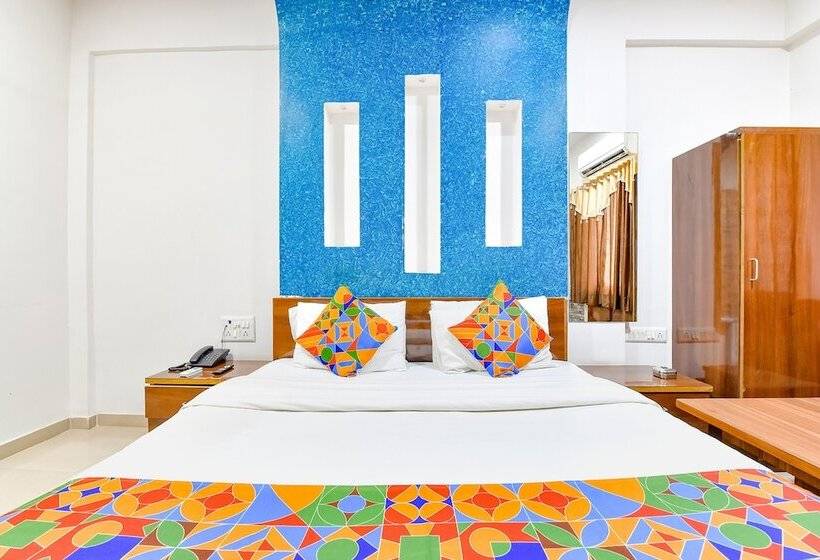 Fabhotel Raj Ratna   Nr Ashram Road