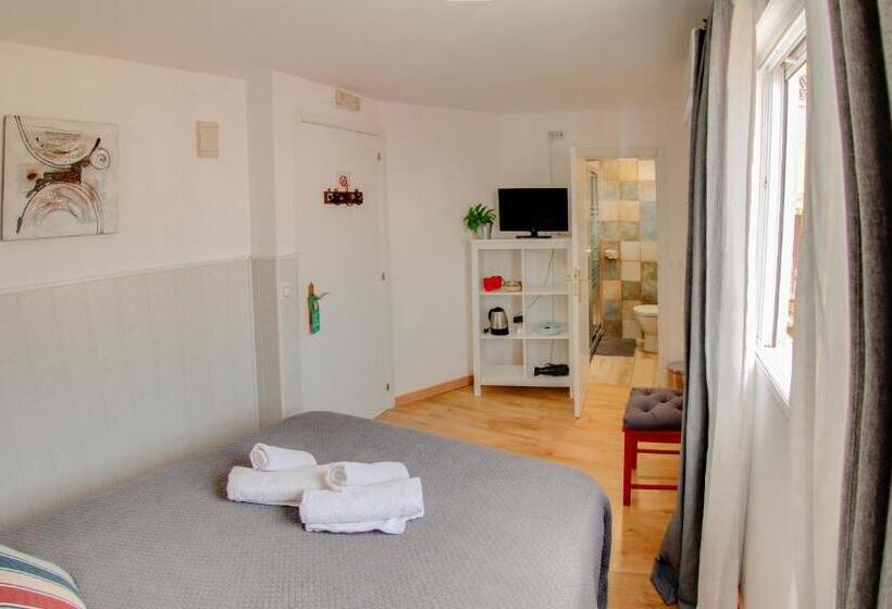 هتل El Viajero En Sevilla