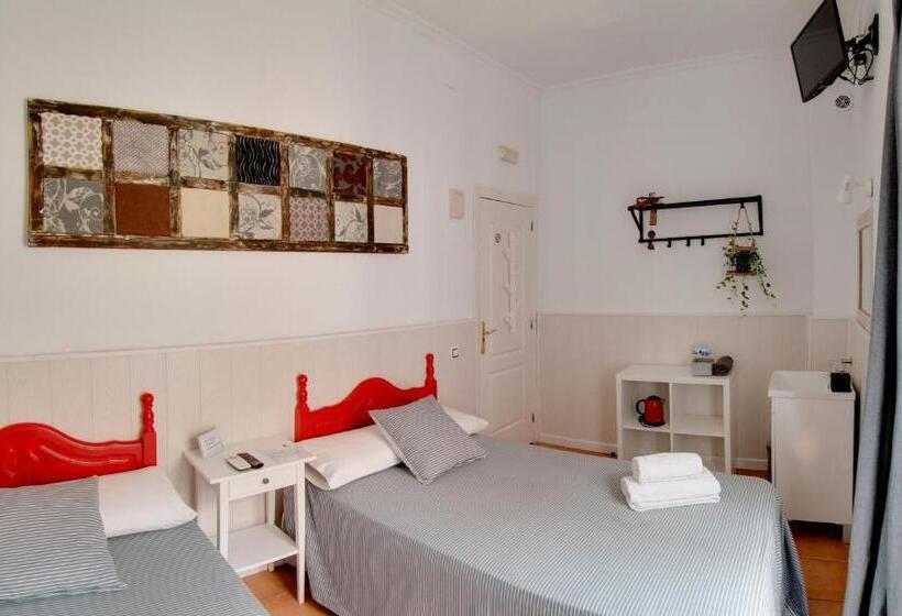 هتل El Viajero En Sevilla