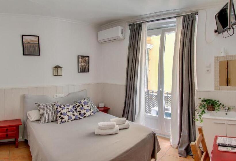 هتل El Viajero En Sevilla