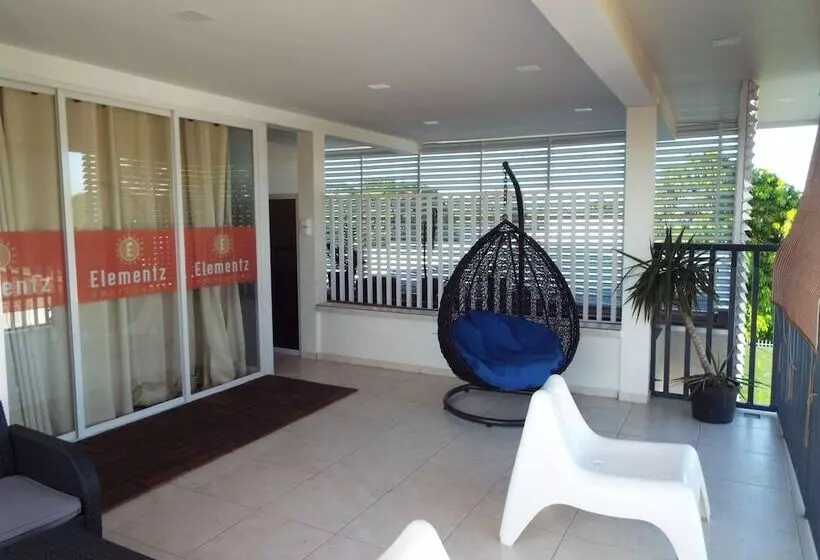 Hotel Elementz Apartments