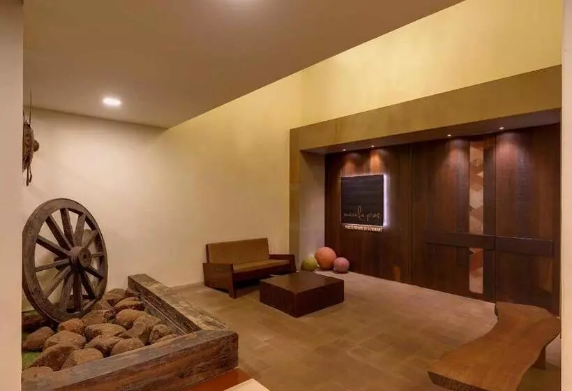 Hotel Maratha Regency