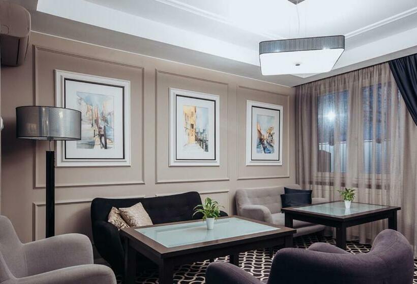 Отель Miejsca Noclegowe I Restauracja Kamiński