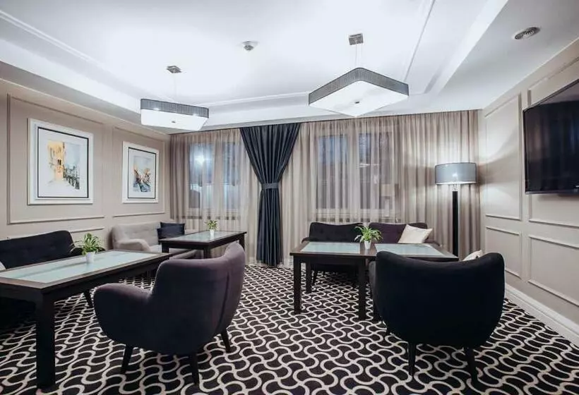 Hotelli Miejsca Noclegowe I Restauracja Kamiński