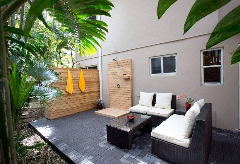 فندق The Grand Resort And Spa & Worthington All Male