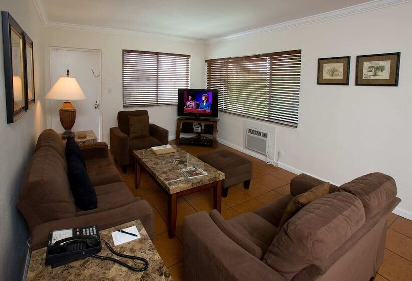 فندق The Grand Resort And Spa & Worthington All Male