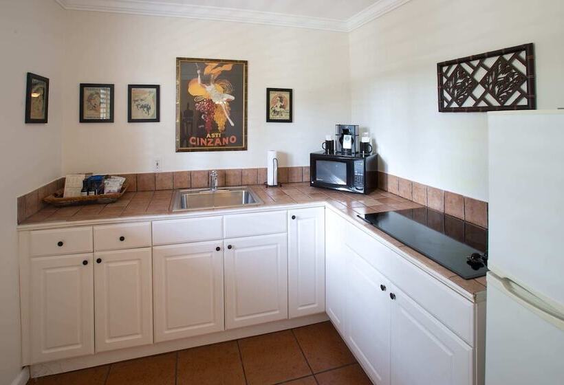 فندق The Grand Resort And Spa & Worthington All Male