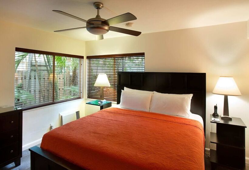 فندق The Grand Resort And Spa & Worthington All Male