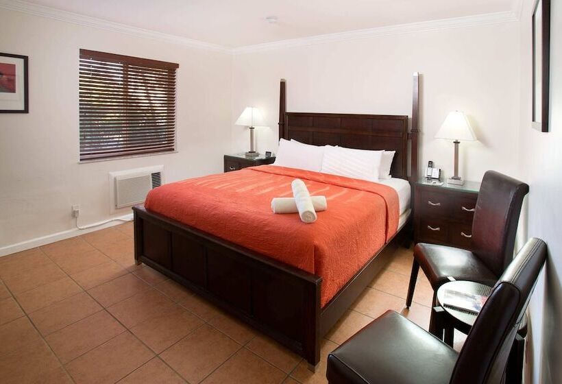 فندق The Grand Resort And Spa & Worthington All Male