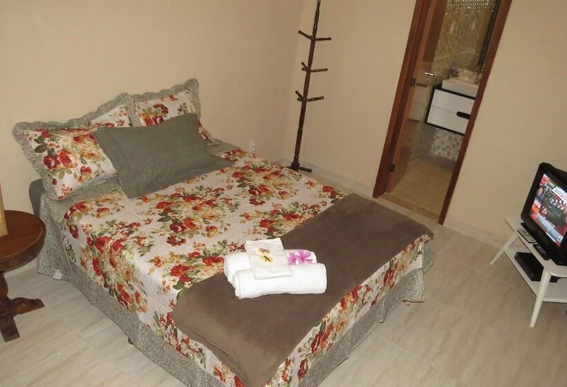 호텔 Pousada Charitas Inn